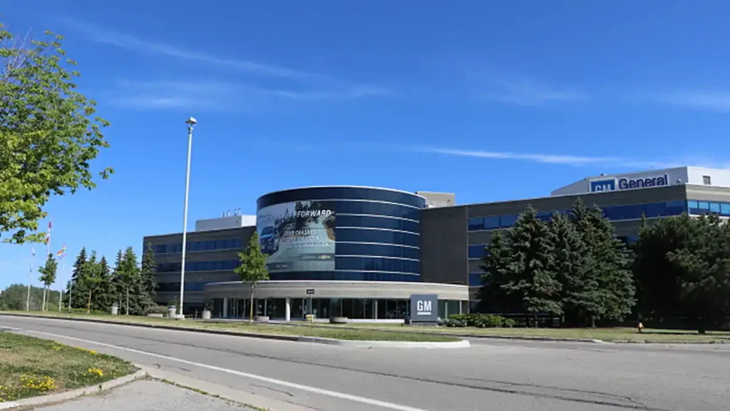 GM ends Oshawa’s third shift, cutting about 500 plant jobs GM ends Oshawa’s third shift, cutting about 500 plant jobs