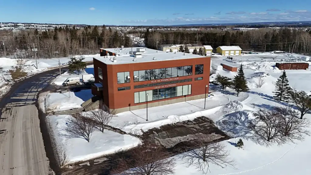 Military lands in Pimicikamak to assess damaged water plant