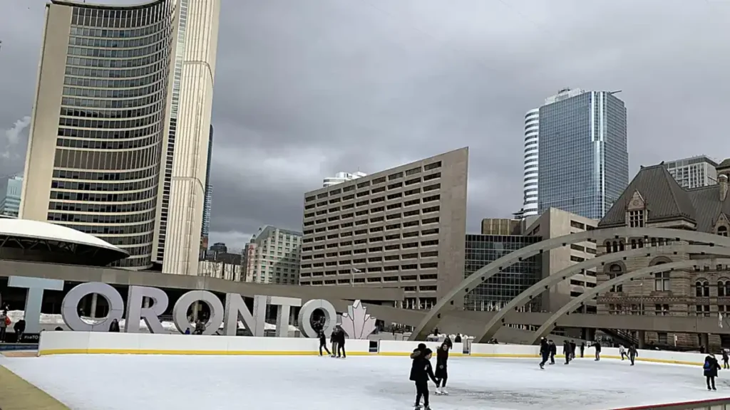Toronto’s 2026 budget plan: 2.2% property tax hike, TTC fare freeze and caps